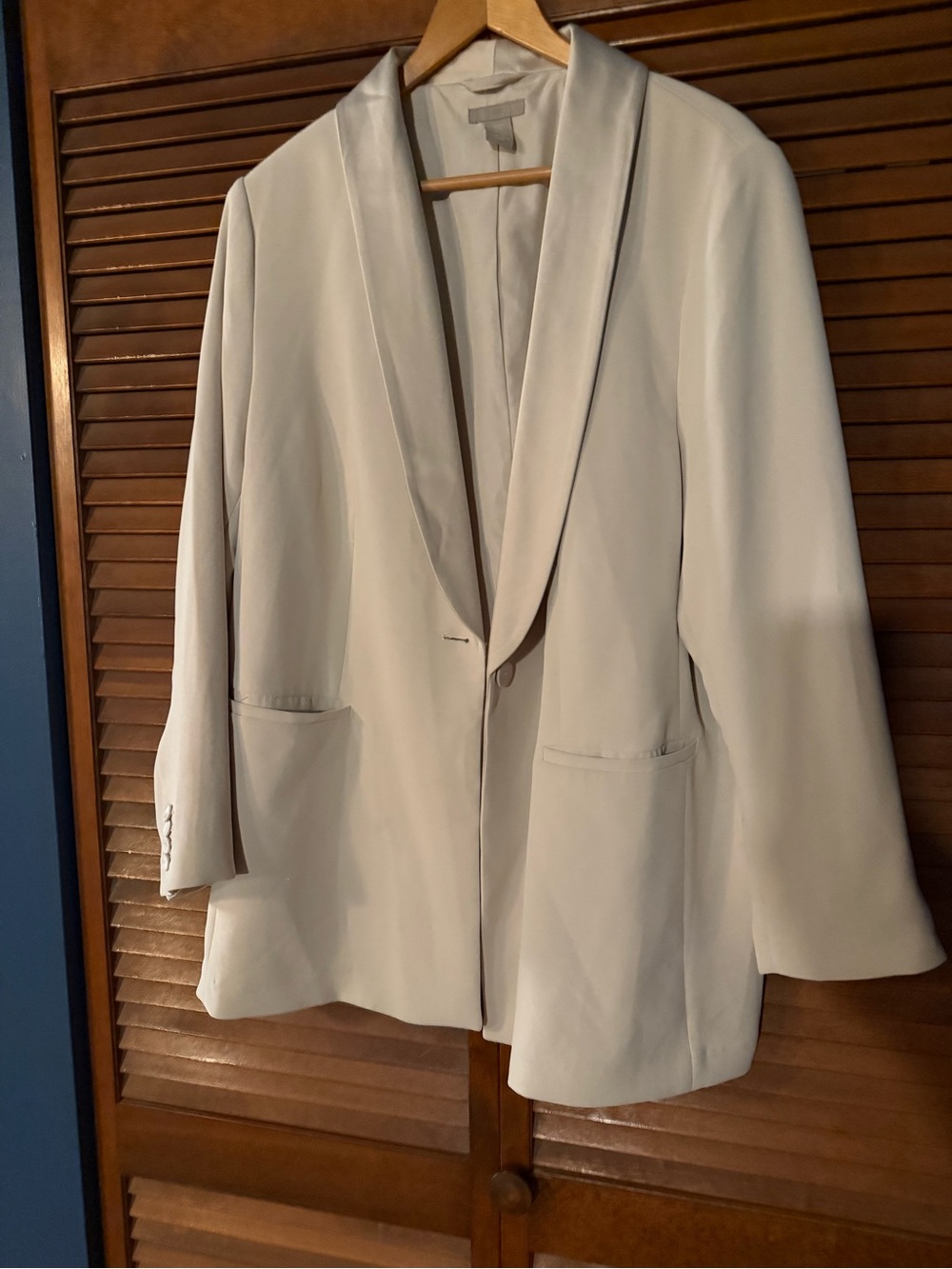 H&M Light Cream Shawl-Collar Blazer